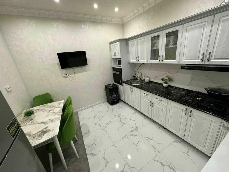 3-room house, 204 m², Tashkent, Almazar District, for sale