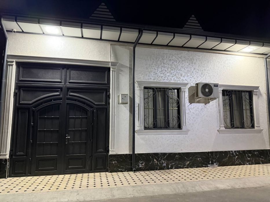4-room cottage, 2.5 m², Tashkent, Almazar District, for sale
