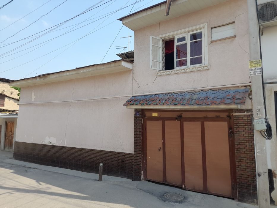 9-room townhouse, 400 m², Tashkent, Almazar District, for sale