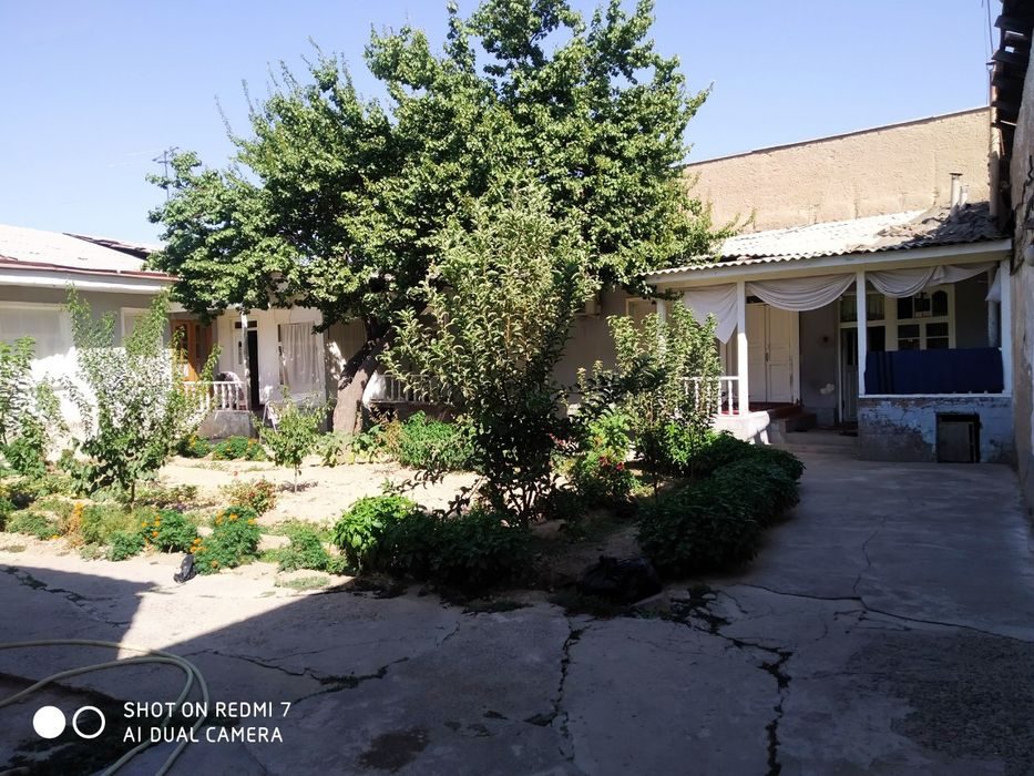 7-room house, 6000 m², Tashkent, Almazar District, for sale