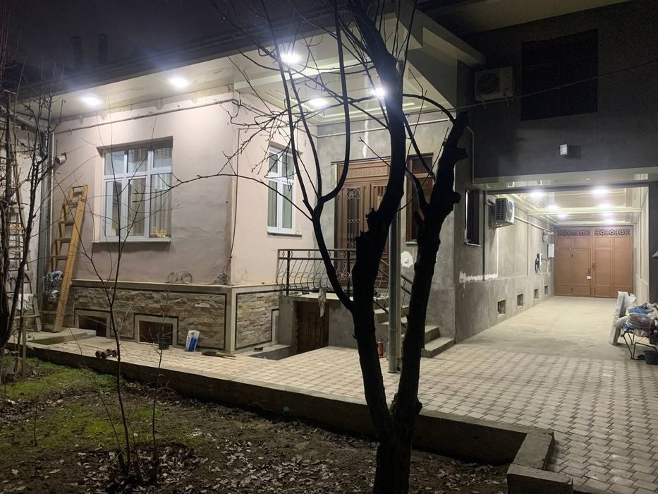 5-room house, 200 m², Tashkent, Almazar District, for sale