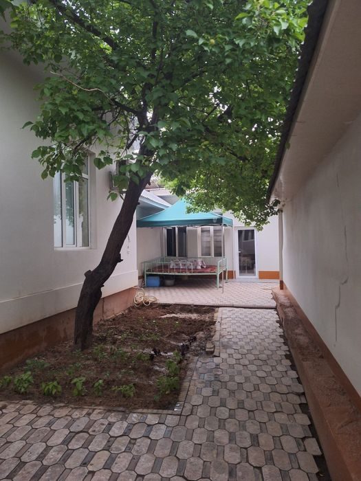 4-room house, 100 m², Tashkent, Almazar District, for sale
