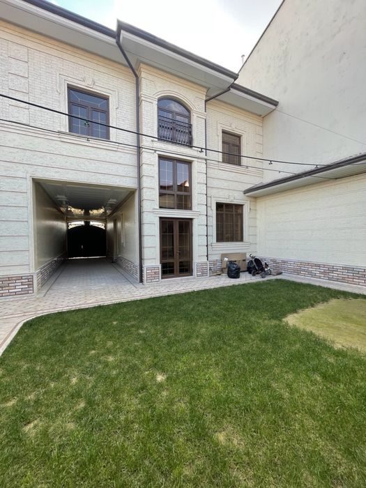 6-room house, 300 m², Tashkent, Almazar District, for sale