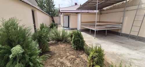 2-xonali uy, 200 m²