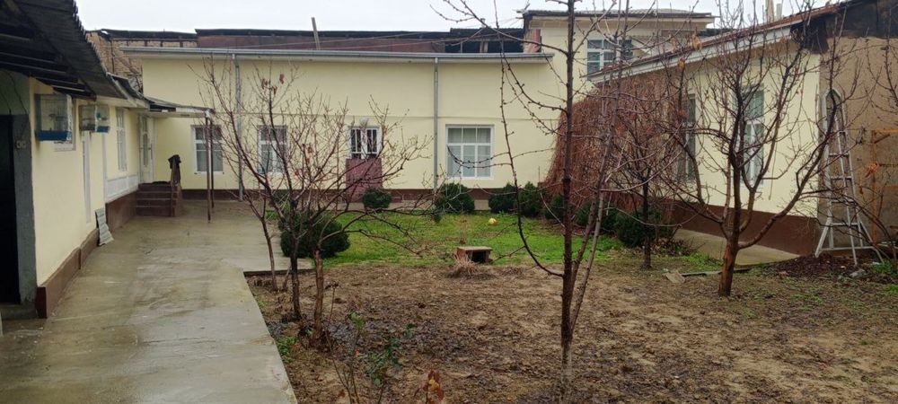 8-room house, 6.8 m², Tashkent, Almazar District, for sale