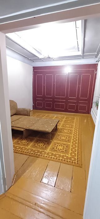 2-xonali kvartira, 200 m²