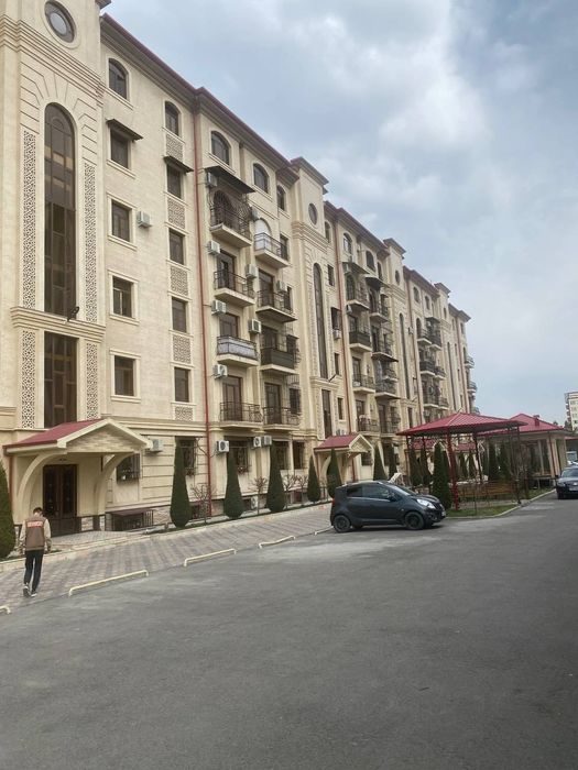 3-room house, 700 m², Tashkent, Almazar District, for sale