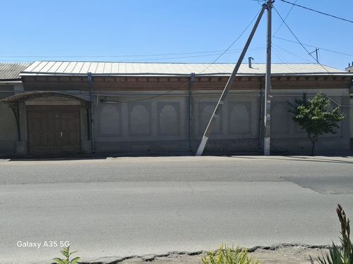 8-room house part, 694 m²
