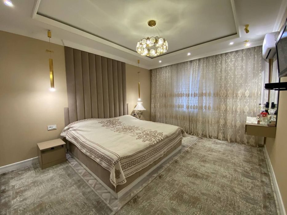 5-room house, 210 m², Tashkent, Almazar District, for sale