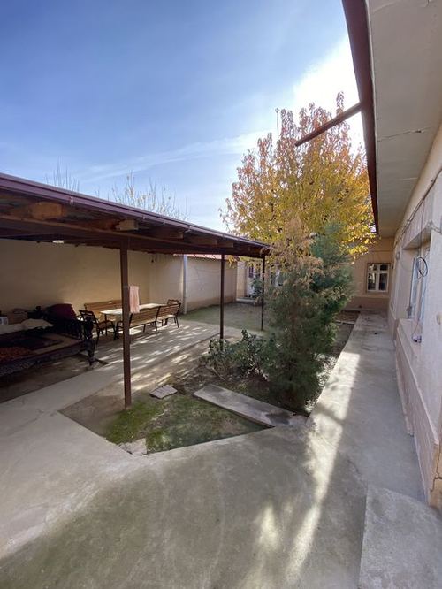4-xonali uy, 400 m²
