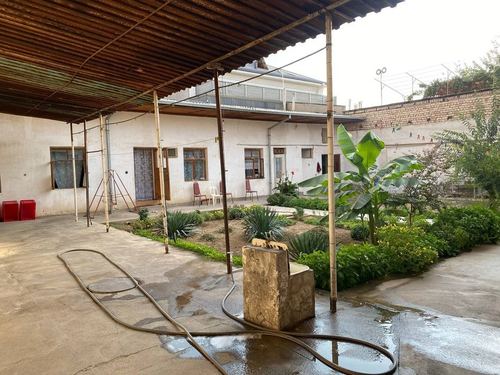 8-xonali uy, 600 m²