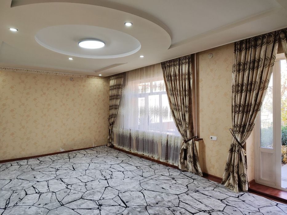7-xonali uy, 350 m², Toshkent, Olmazor tumani, sotuvga