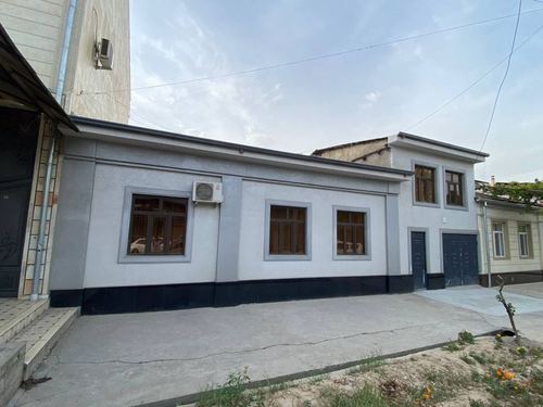 4-xonali uy, 429 m²
