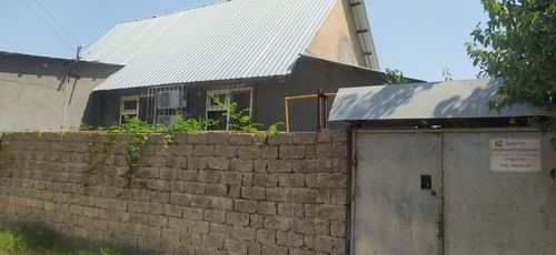 5-xonali dacha, 600 m²