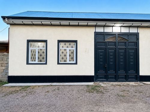 3-xonali uy, 250 m²