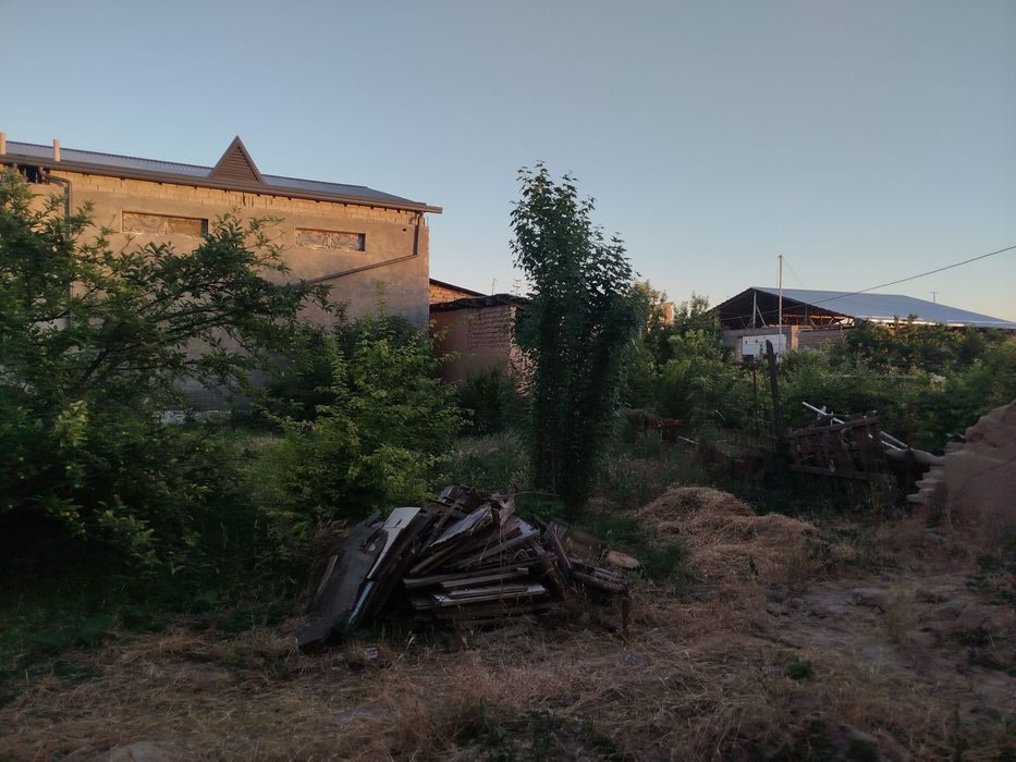 Yer sotiladi 2.4 sotik