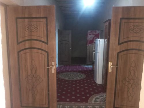 8-room house, 1300 m²