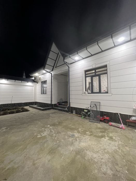 5-room house, 200 m², Tashkent, Almazar District, for sale