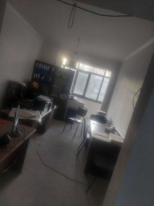 6-xonali kvartira, 160 m²