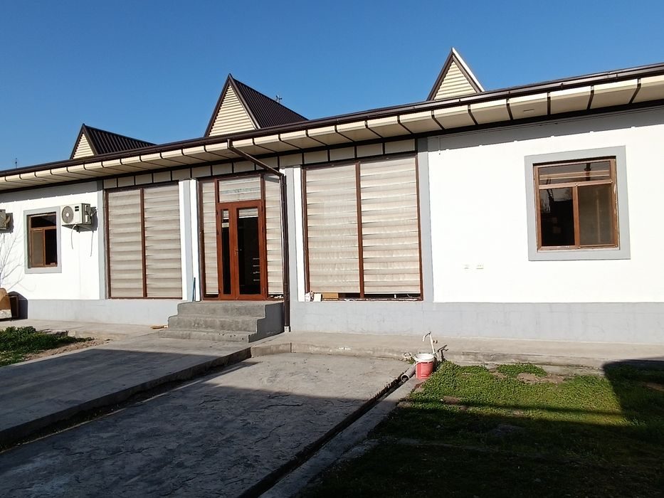 6-room house part, 2 m², Нурафшан (Тойтепа), for sale