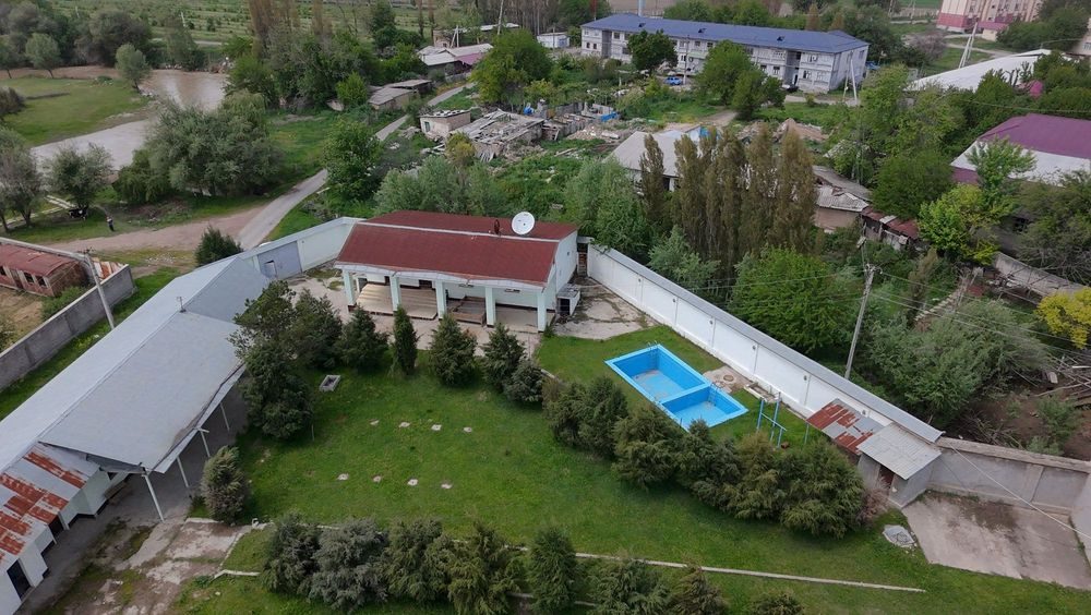8-room dacha, 14000 m², Нурафшан (Тойтепа), for sale