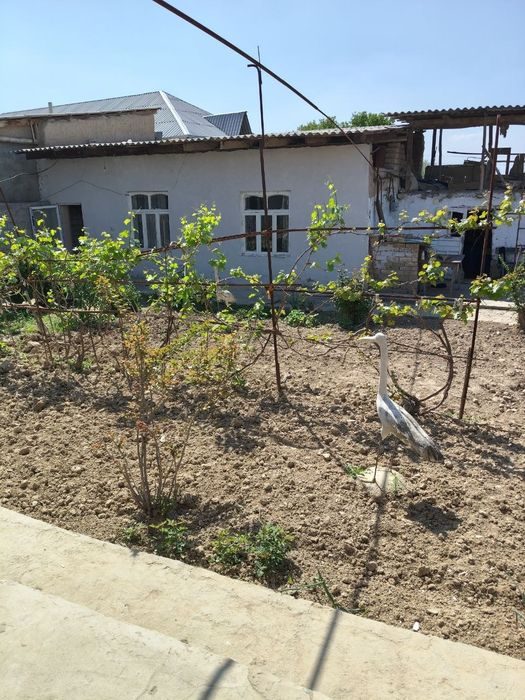 5-room house, 300 m², Нурафшан (Тойтепа), for sale