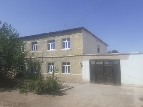 8-room cottage, 600 m²