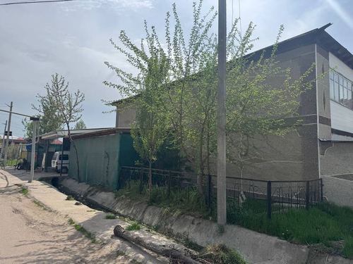 8-room house, 6 m²