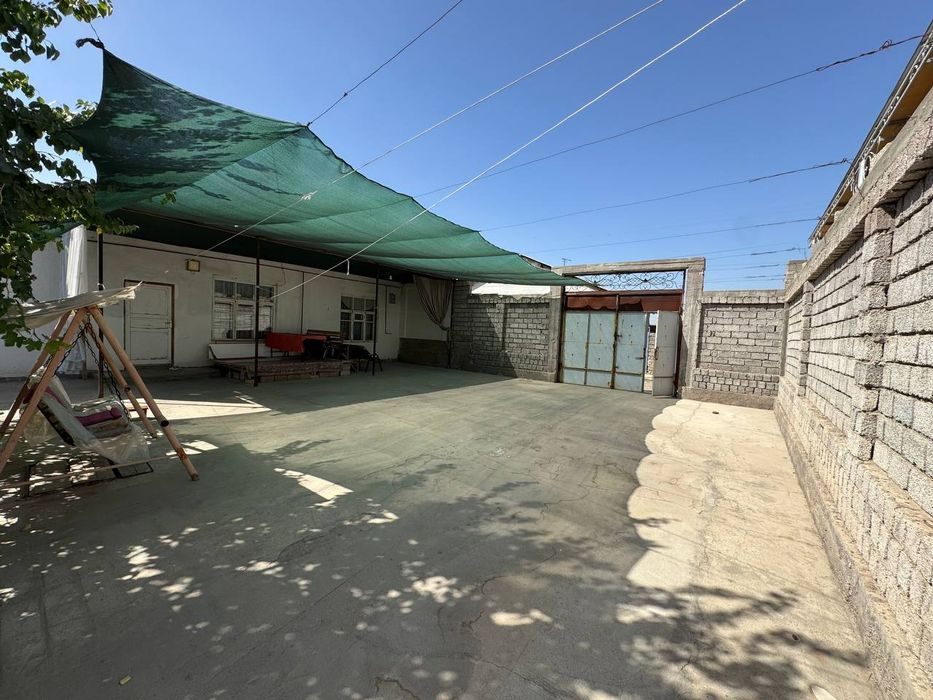3-room house, 300 m², Нурафшан (Тойтепа), for sale