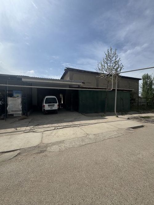 8-room house, 6 m²