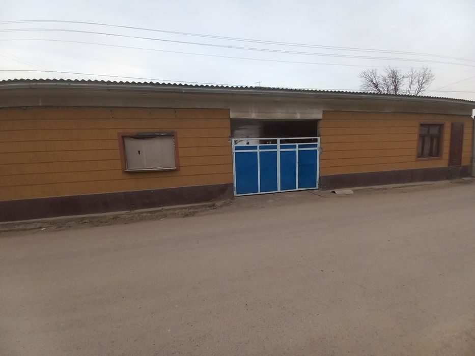 13-комнатный коттедж, 5 м², Нурафшан (Тойтепа), на продажу
