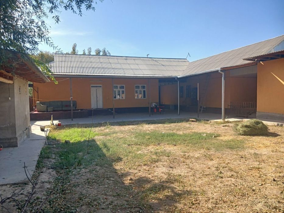 5-xonali uy, 500 m², Нурафшан (Тойтепа), sotuvga