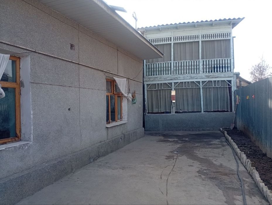 5-room house, 30 m², Нурафшан (Тойтепа), for sale