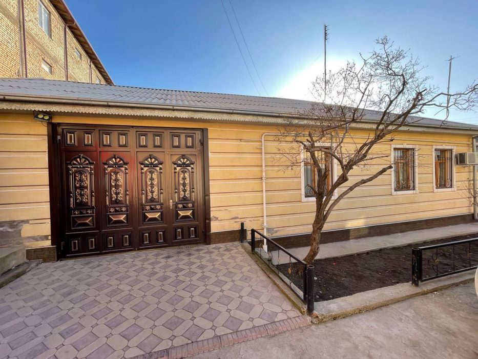 7-room house, 4 m², Нурафшан (Тойтепа), for sale