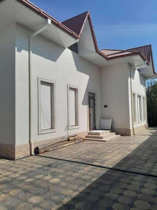 4-room house, 3 m², Нурафшан (Тойтепа), for sale