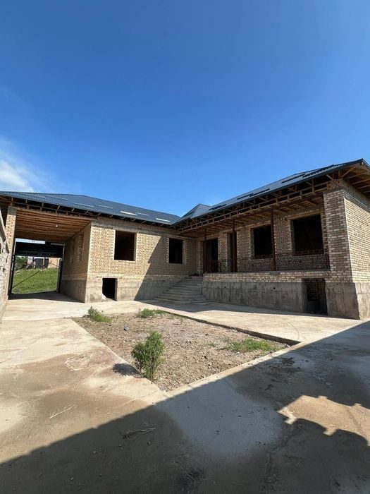 9-room house, 6 m², Нурафшан (Тойтепа), for sale