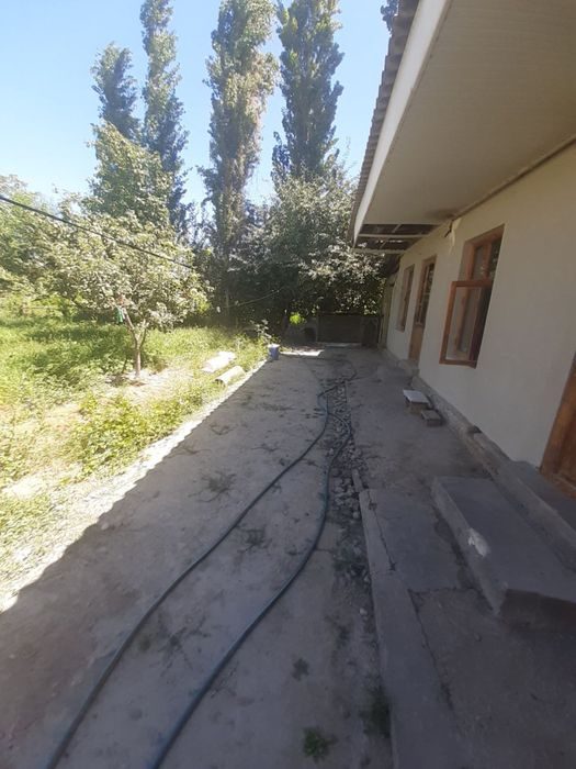 8-room house, 10 m², Нурафшан (Тойтепа), for sale