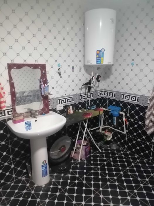 6-комнатная дача, 150 м², Бустан, на продажу