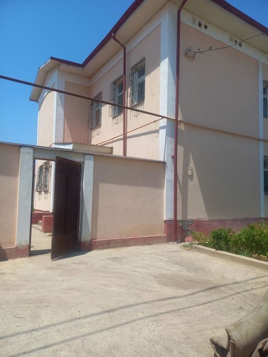 4-room cottage, 400 m², Нурафшан (Тойтепа), for sale