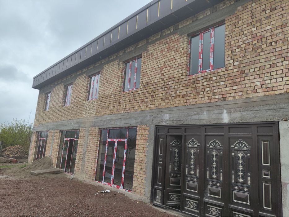 10-room cottage, 700 m², Нурафшан (Тойтепа), for sale