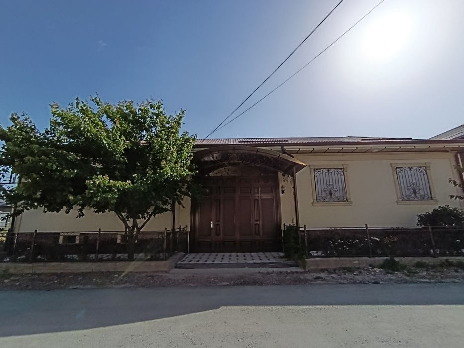 6-room house, 400 m², Нурафшан (Тойтепа), for sale