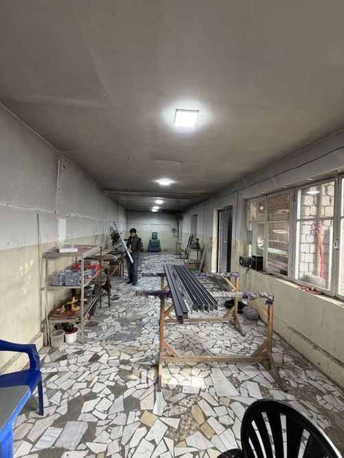 Seh arendaga beriladi 84 kv metr chigatoy mozori oldida kirild