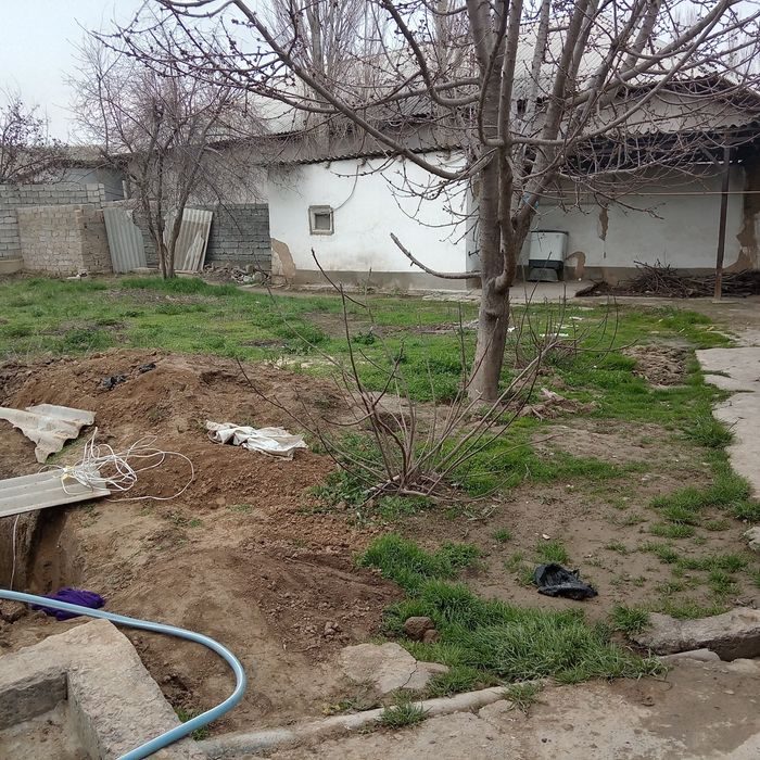 2-room house, 2 m², Нурафшан (Тойтепа), for sale