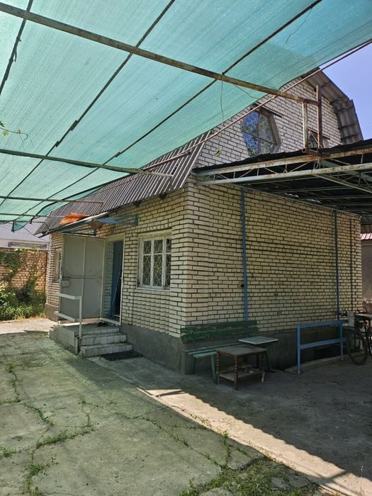 4-room dacha, 1200 m², Нурафшан (Тойтепа), for sale