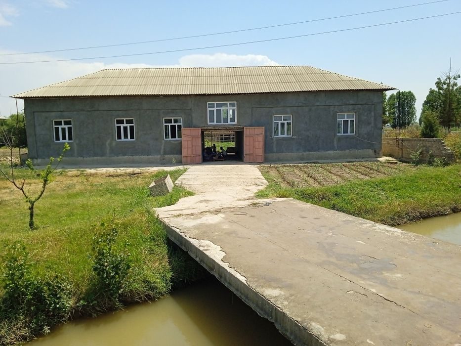 12-room house, 20 m², Нурафшан (Тойтепа), for sale