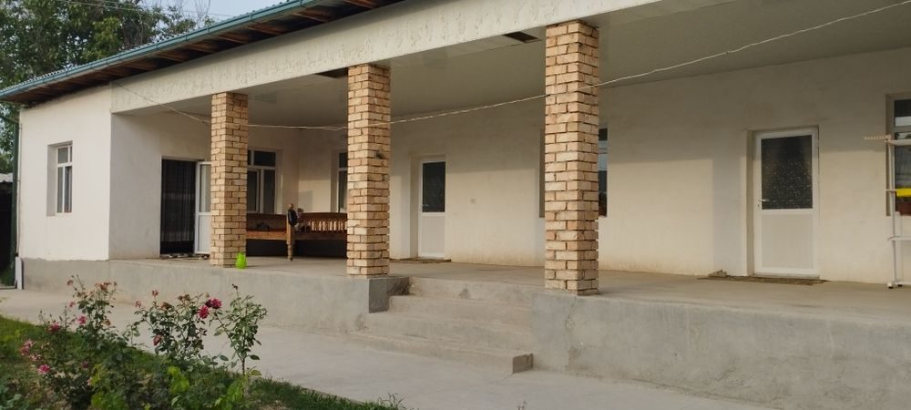 5-room house, 7 m², Нурафшан (Тойтепа), for sale