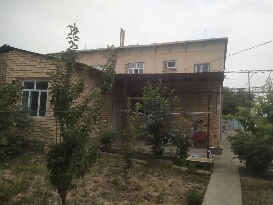 5-room cottage, 1000 m², Нурафшан (Тойтепа), for sale