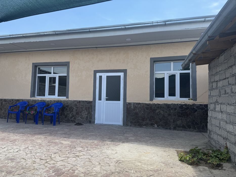 6-room house, 300 m², Нурафшан (Тойтепа), for sale