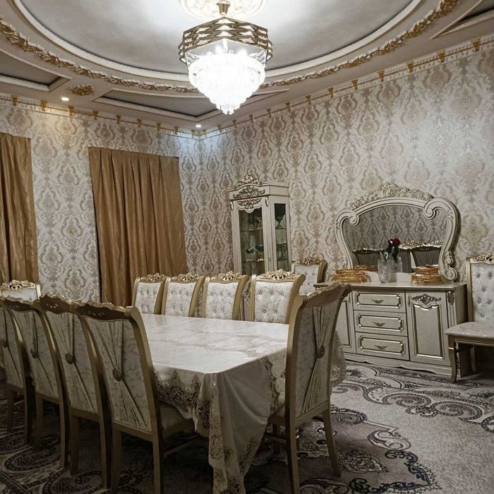 4-room house, 305 m², Нурафшан (Тойтепа), for sale