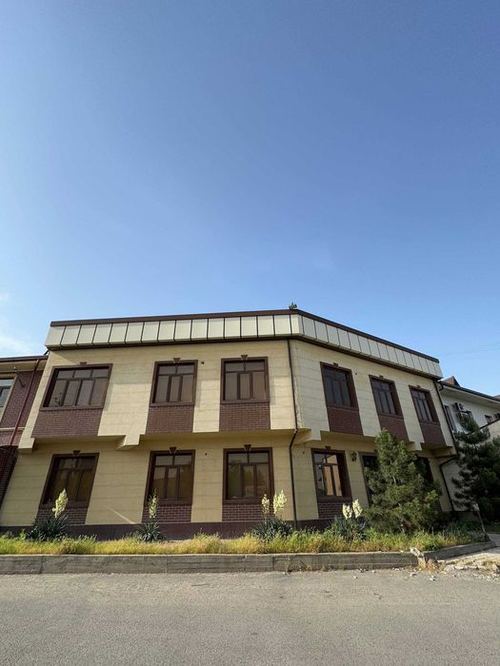 здание в аренду под  офис , медицинский центр , гостиницу , ЧУКУРСАЙ